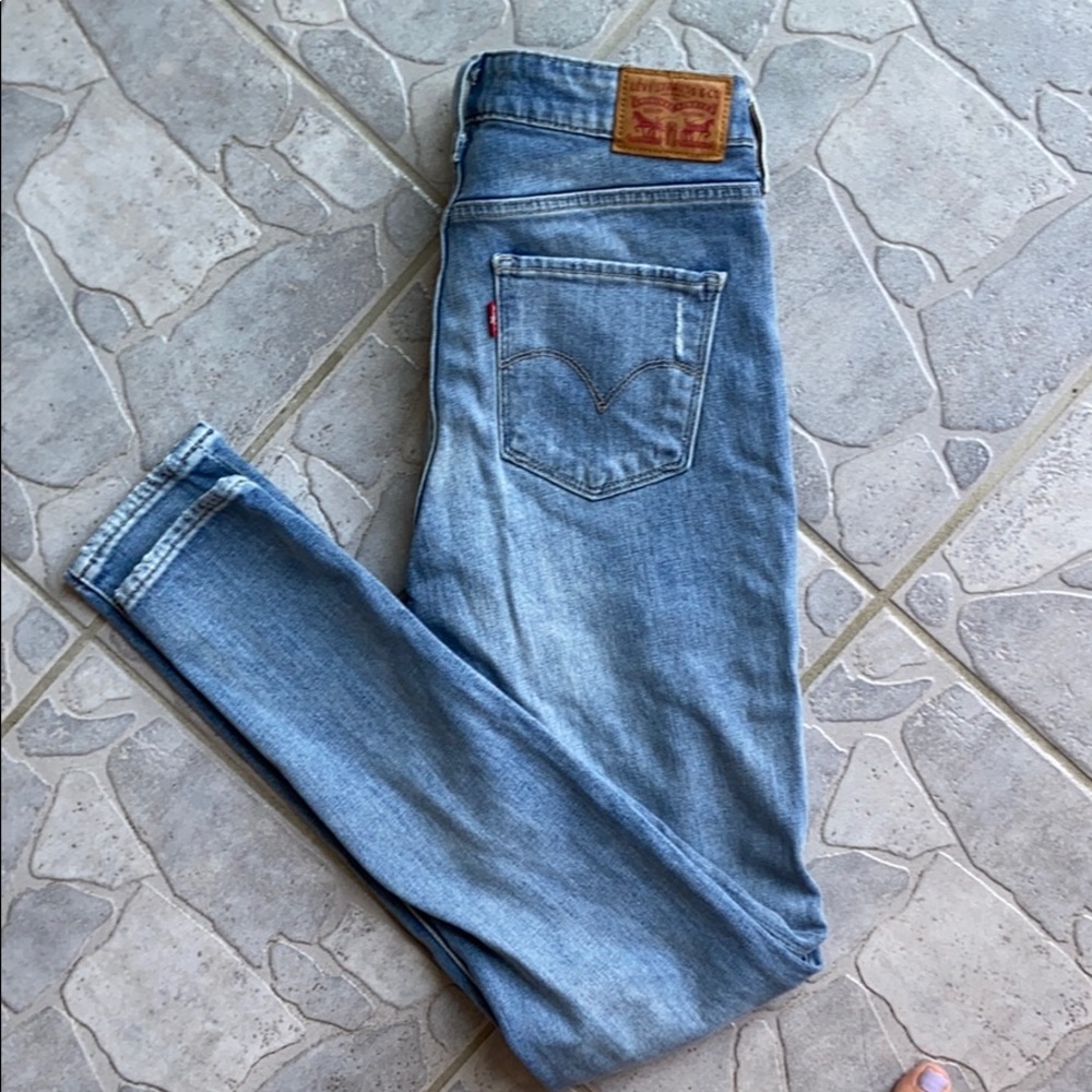 Levi’s | 721 High Rise Skinny - Size 27 w/ Patches